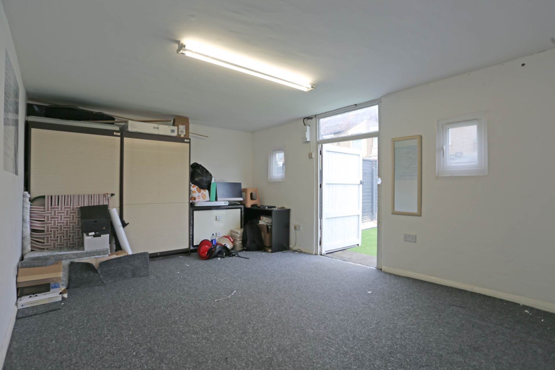 Whalebone Lane South, Dagenham, Image 13