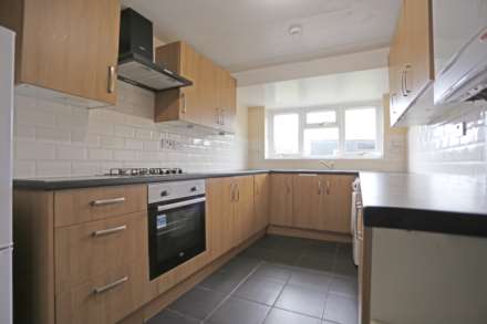 Whalebone Lane South, Dagenham, Image 2