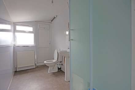 Whalebone Lane South, Dagenham, Image 8