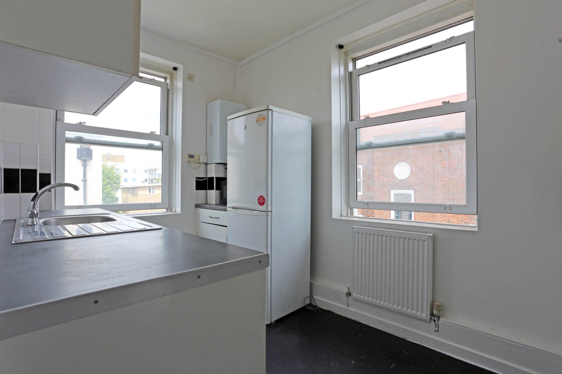 Hutton House, London, Image 3