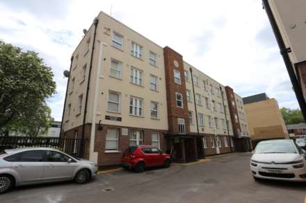 2 Bedroom Apartment, Hutton House, London
