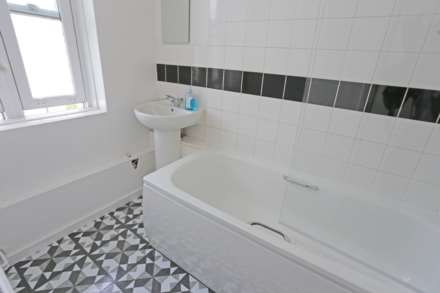 Hutton House, London, Image 7