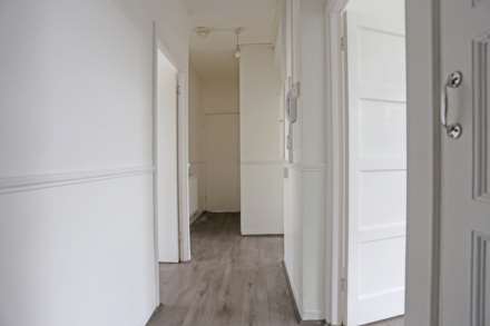 Hutton House, London, Image 9
