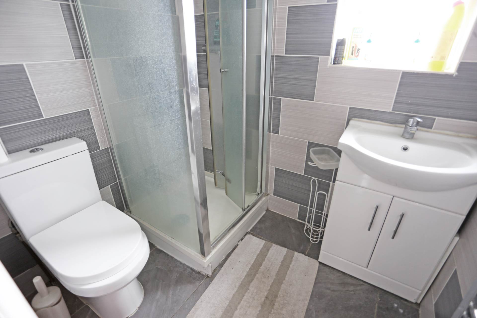Freshwell Avenue, Chadwell Heath, Romford, RM6, Image 13