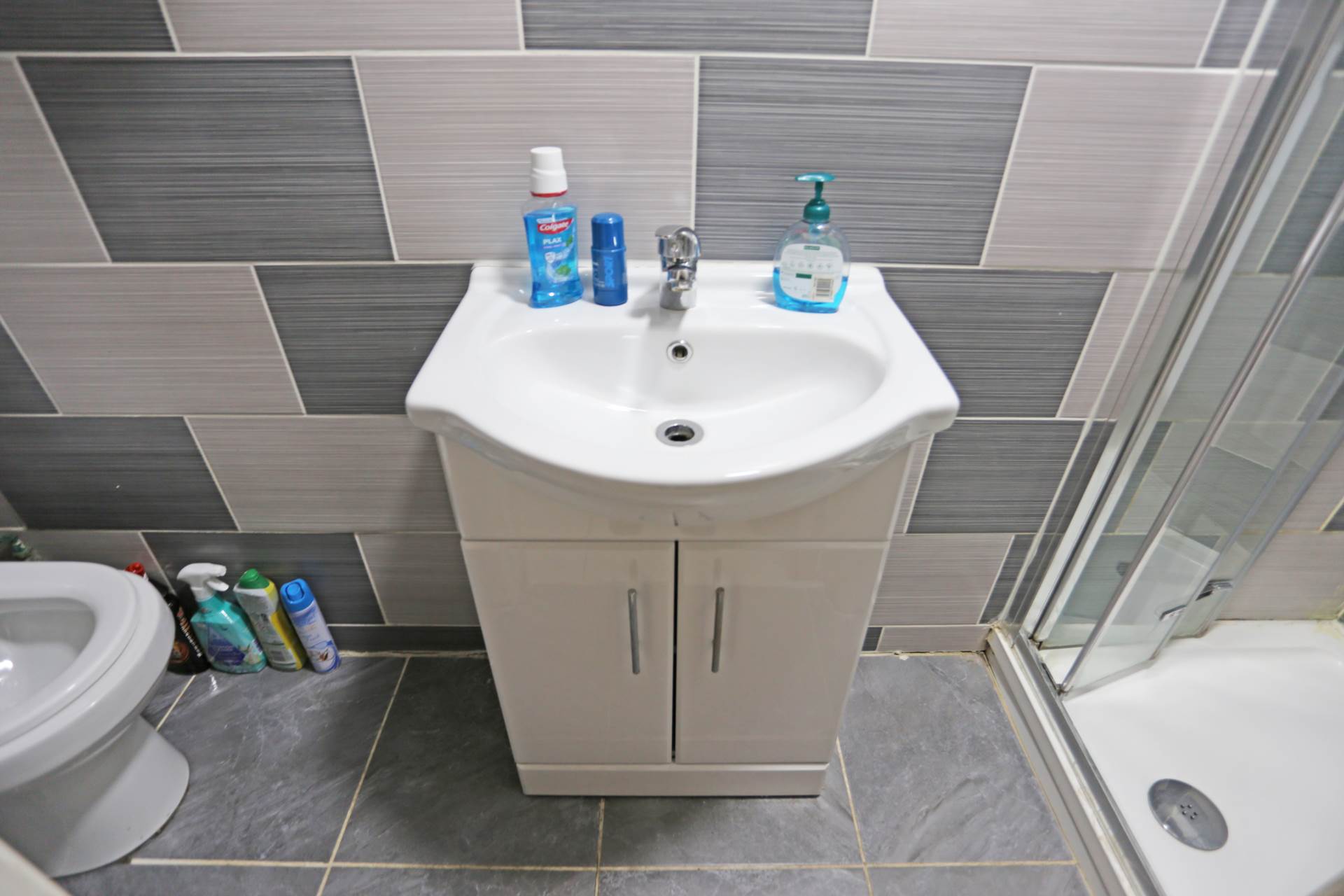 Freshwell Avenue, Chadwell Heath, Romford, RM6, Image 14