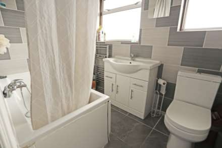 Freshwell Avenue, Chadwell Heath, Romford, RM6, Image 12