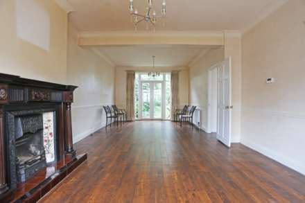 Kings Avenue, Chadwell Heath, Romford, RM6, Image 3