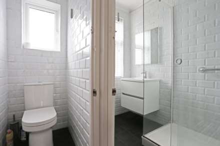 Kings Avenue, Chadwell Heath, Romford, RM6, Image 8