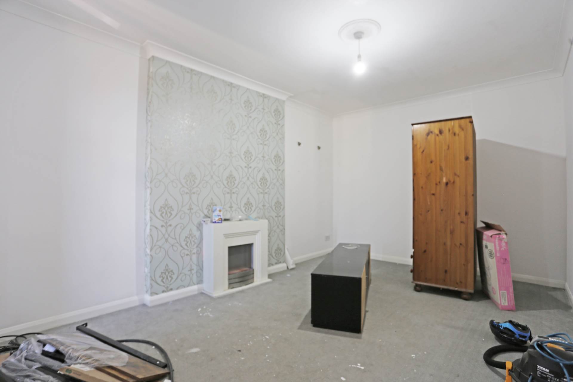 Ainsley Avenue, Romford, RM7, Image 5