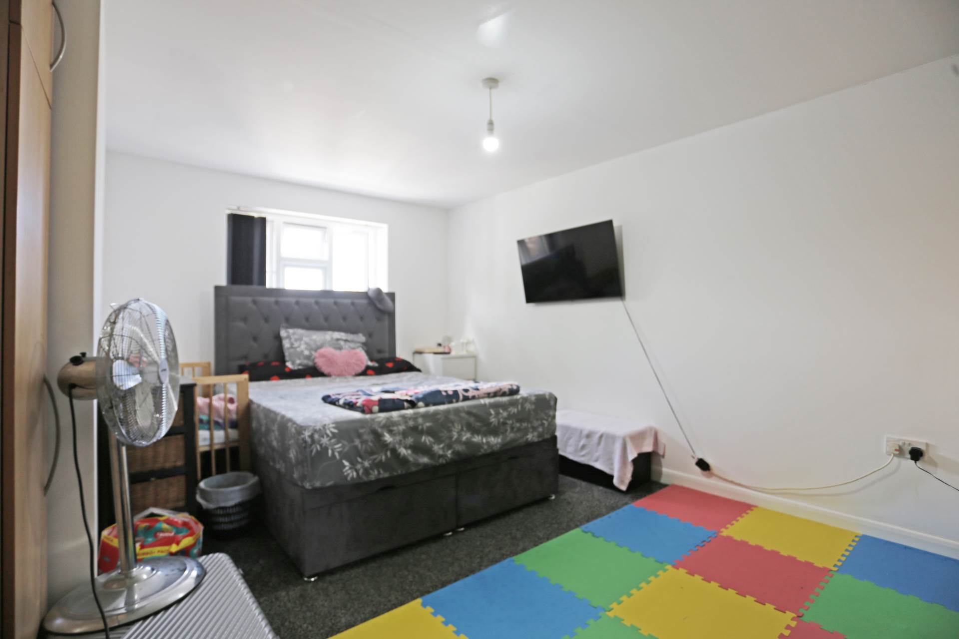 Ainsley Avenue, Romford, RM7, Image 7