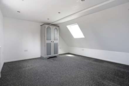 Ainsley Avenue, Romford, RM7, Image 12