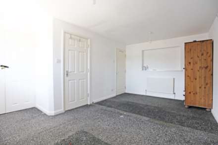 Ainsley Avenue, Romford, RM7, Image 9
