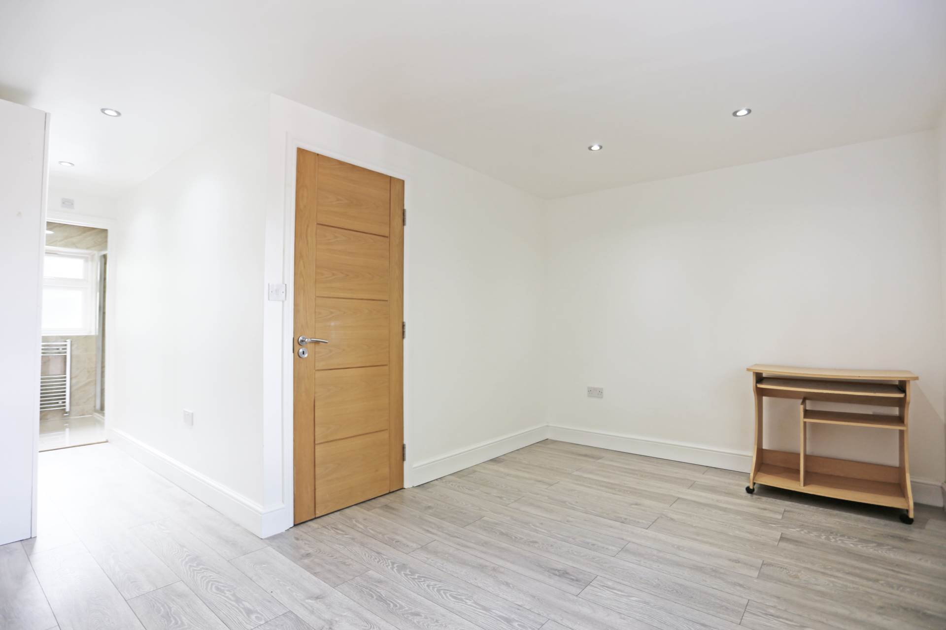 Jutsums Lane, Romford, RM7, Image 5