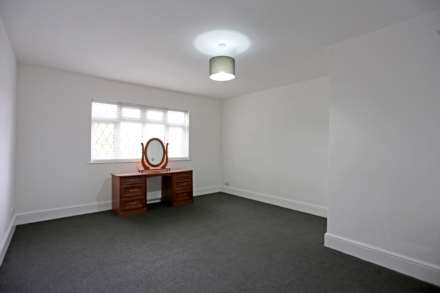 Moray Way, Romford, Image 5
