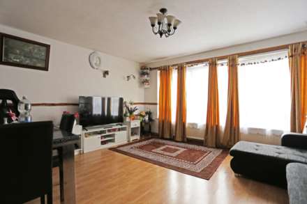 Grantham Road, London, E12, Image 4