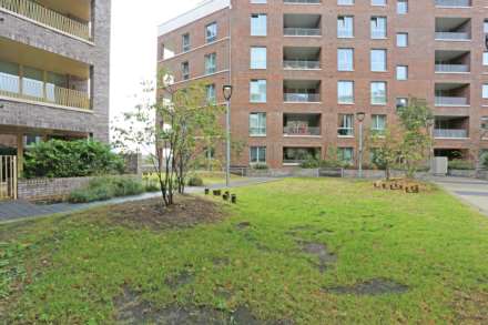 Frogley Park, Barking Riverside, IG11, Image 13