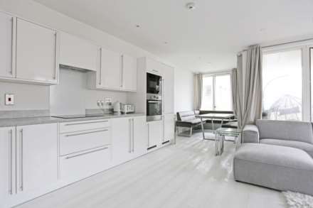 Frogley Park, Barking Riverside, IG11, Image 3