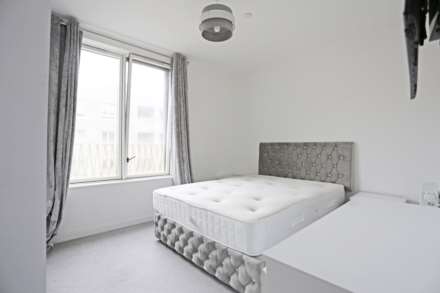 Frogley Park, Barking Riverside, IG11, Image 9