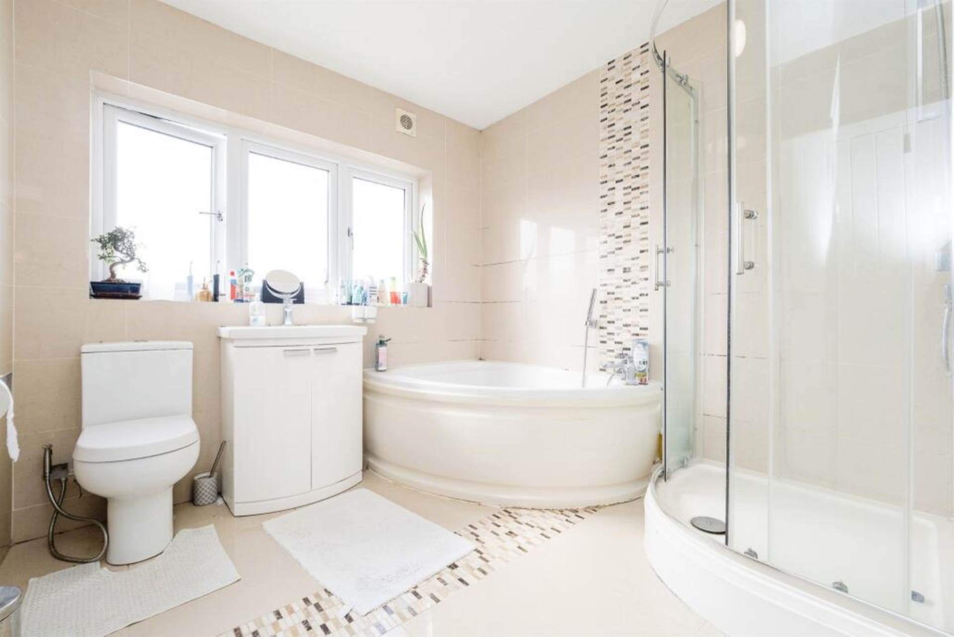 Beccles Drive, Barking, Upney, IG11, Image 13