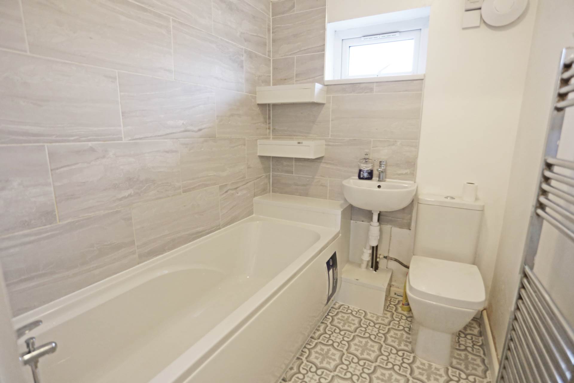 Denny Gardens, Dagenham, RM9, Image 11