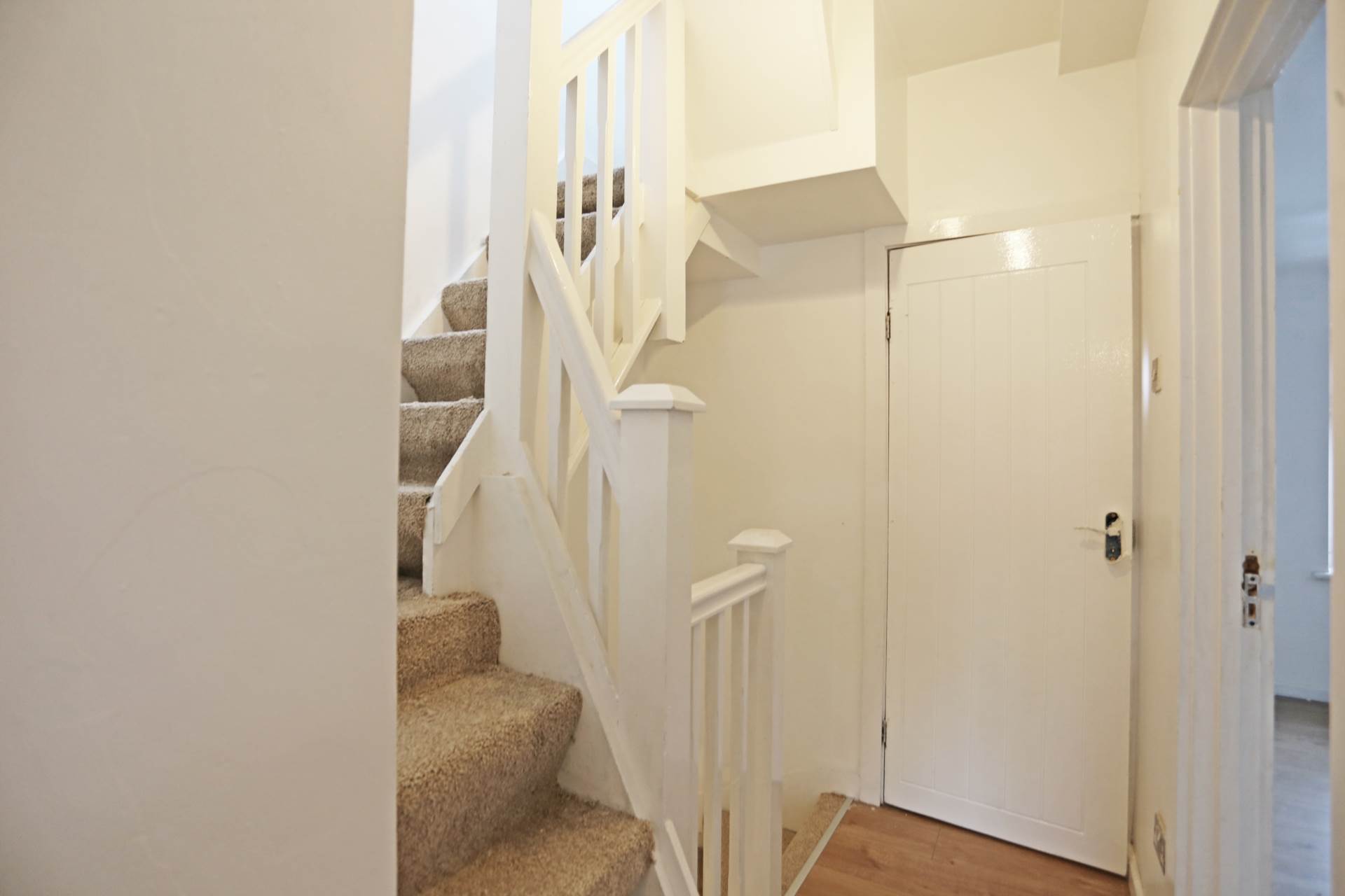 Denny Gardens, Dagenham, RM9, Image 12