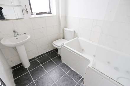 Central Park Road, London, E6, Image 10