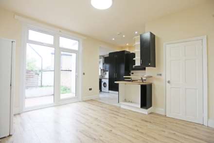 Central Park Road, London, E6, Image 2