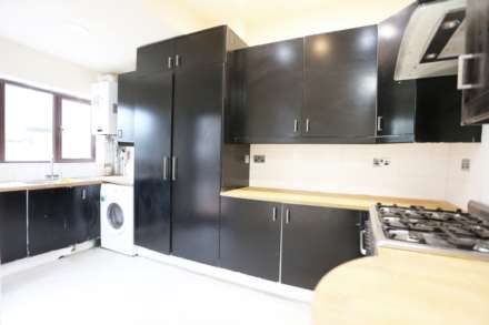Central Park Road, London, E6, Image 5