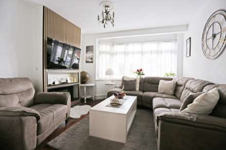 Whalebone Lane South, Dagenham, RM8, Image 3