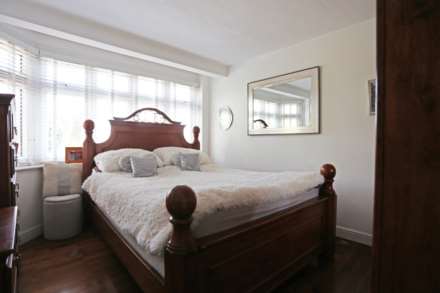 Whalebone Lane South, Dagenham, RM8, Image 7