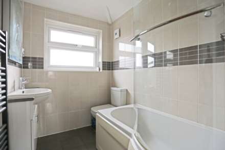 St Giles Close, Dagenham, RM10, Image 11