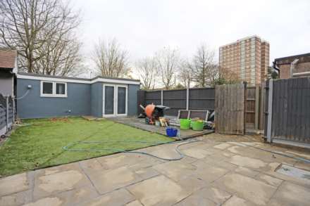 St Giles Close, Dagenham, RM10, Image 12