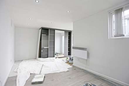 St Giles Close, Dagenham, RM10, Image 14