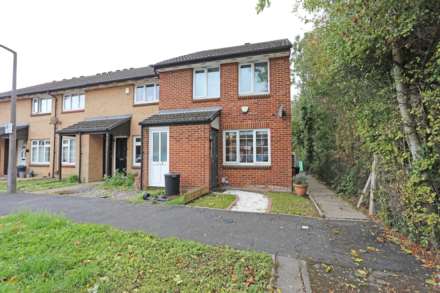 Columbine Way, Romford