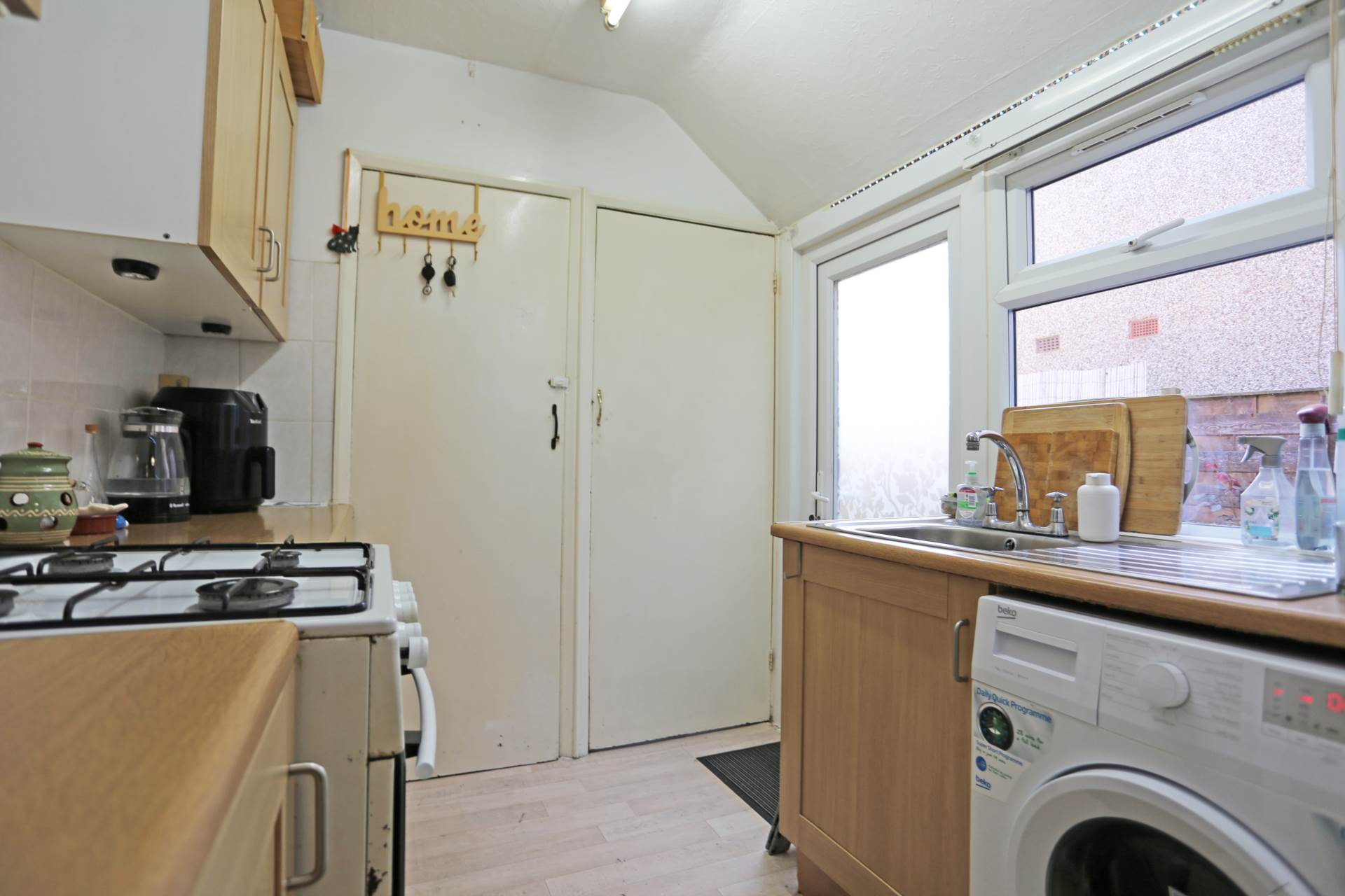 Cowper Road, Rainham, RM13, Image 3