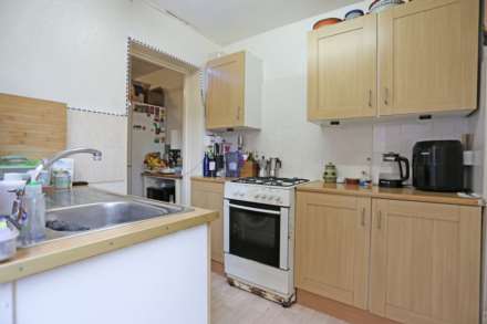 Cowper Road, Rainham, RM13, Image 2