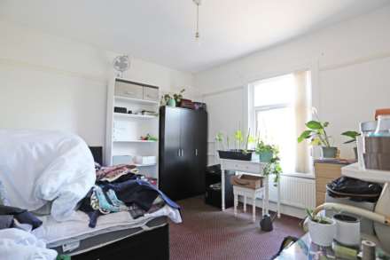 Cowper Road, Rainham, RM13, Image 7