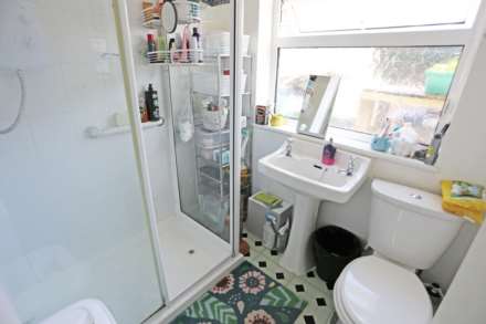 Cowper Road, Rainham, RM13, Image 9