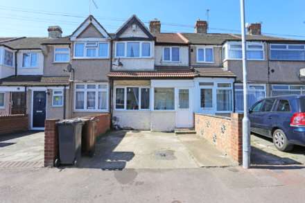 Third Avenue, Dagenham, RM10