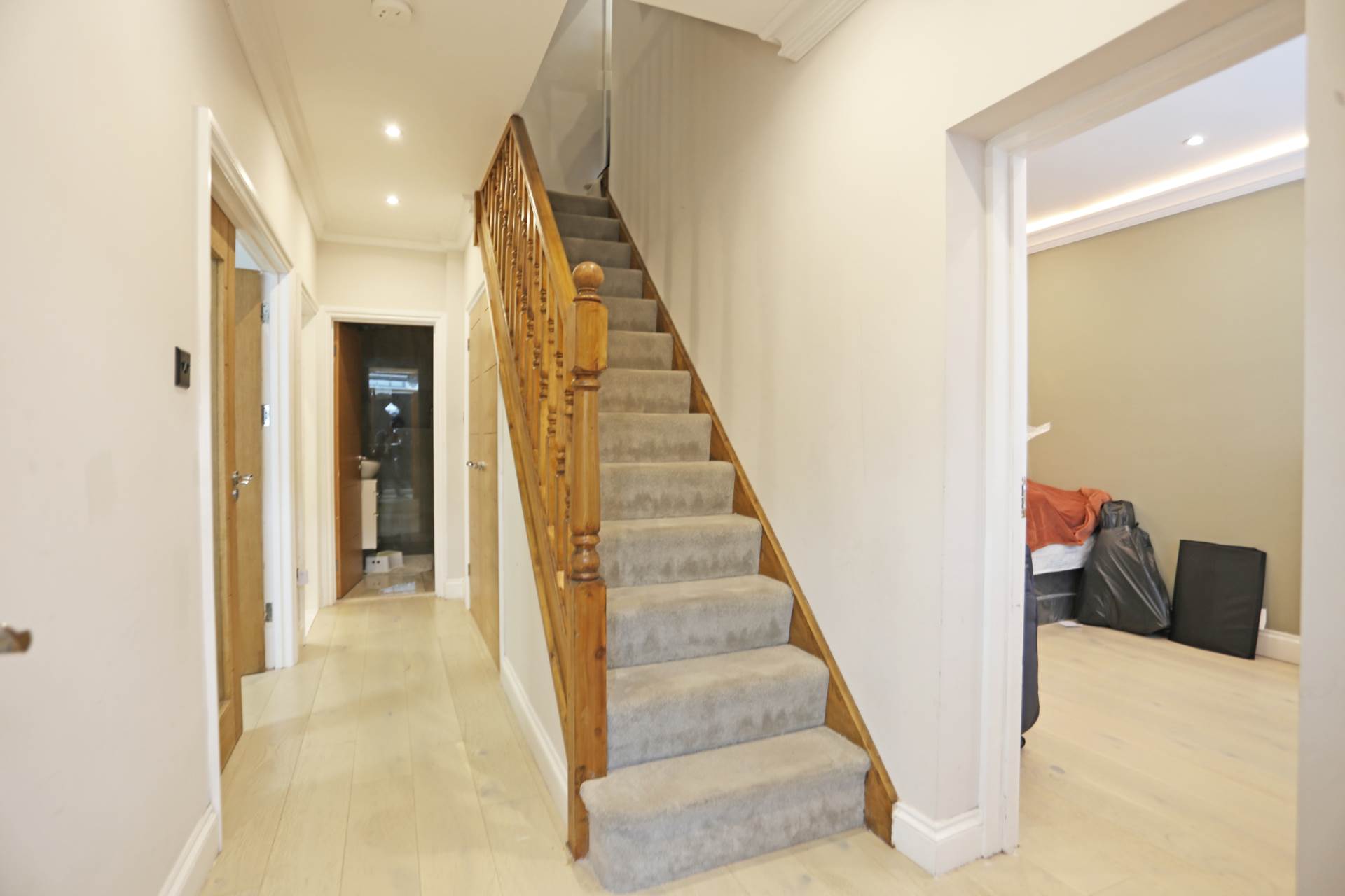 Brook Crescent, Chingford, London, E4, Image 10