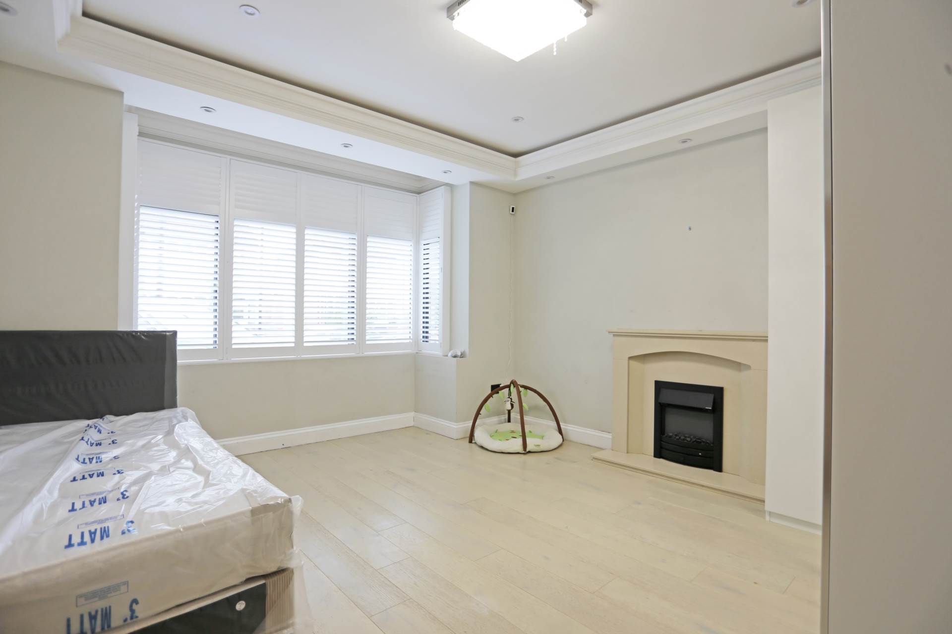 Brook Crescent, Chingford, London, E4, Image 8