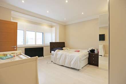 Brook Crescent, Chingford, London, E4, Image 11