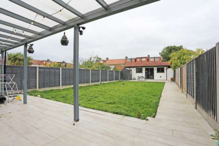 Brook Crescent, Chingford, London, E4, Image 23