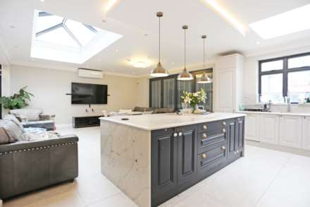 Brook Crescent, Chingford, London, E4, Image 3