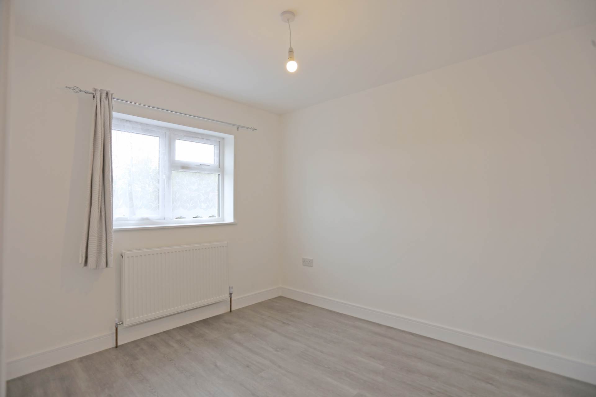 Bosworth Road, Dagenham, Image 4