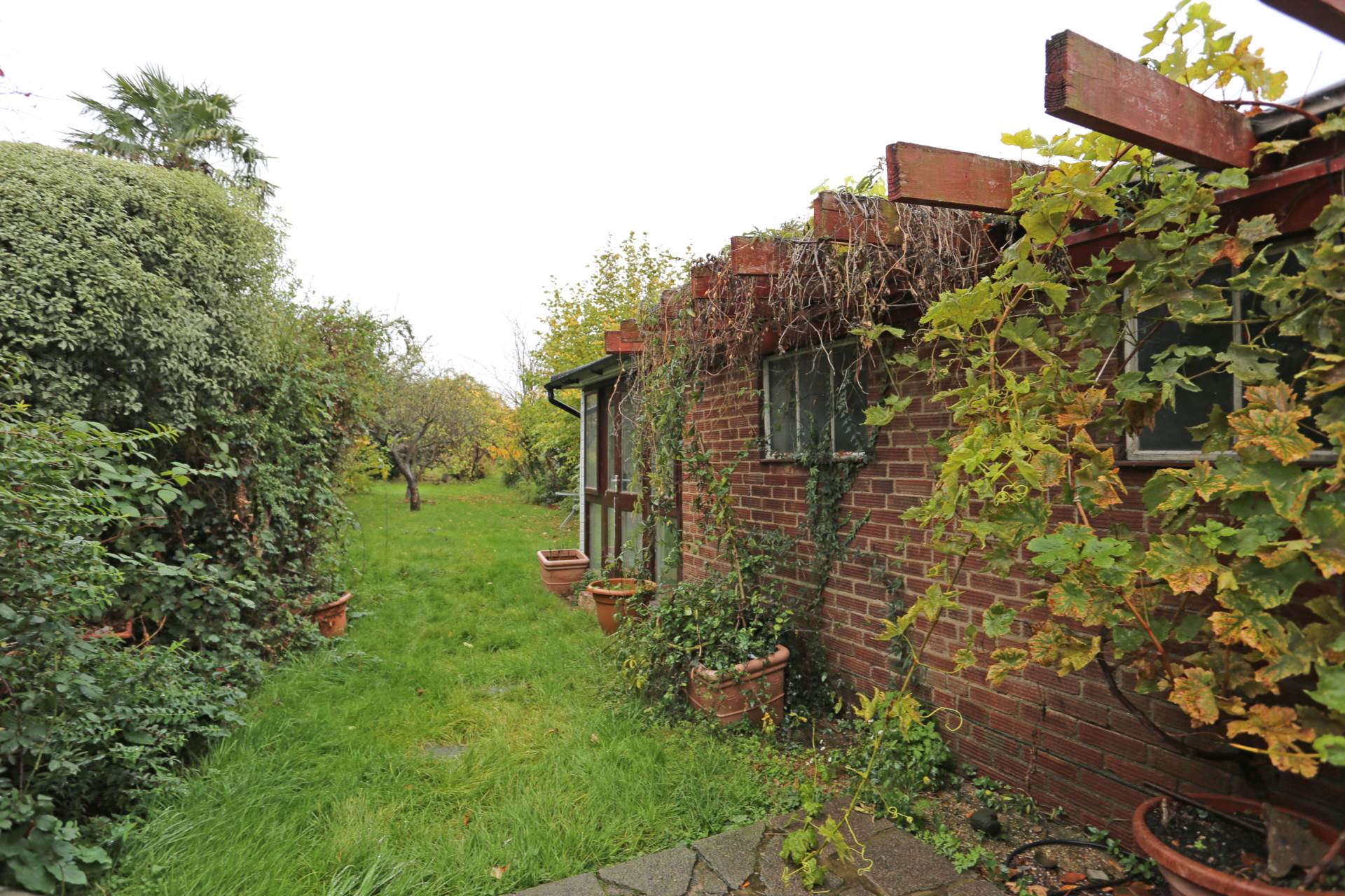 Cottesmore Avenue, Clayhall, Ilford, IG5, Image 13