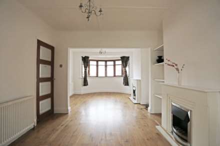 Cottesmore Avenue, Clayhall, Ilford, IG5, Image 8