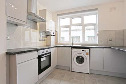 Marlborough Road, Archway, London, N19, Image 2