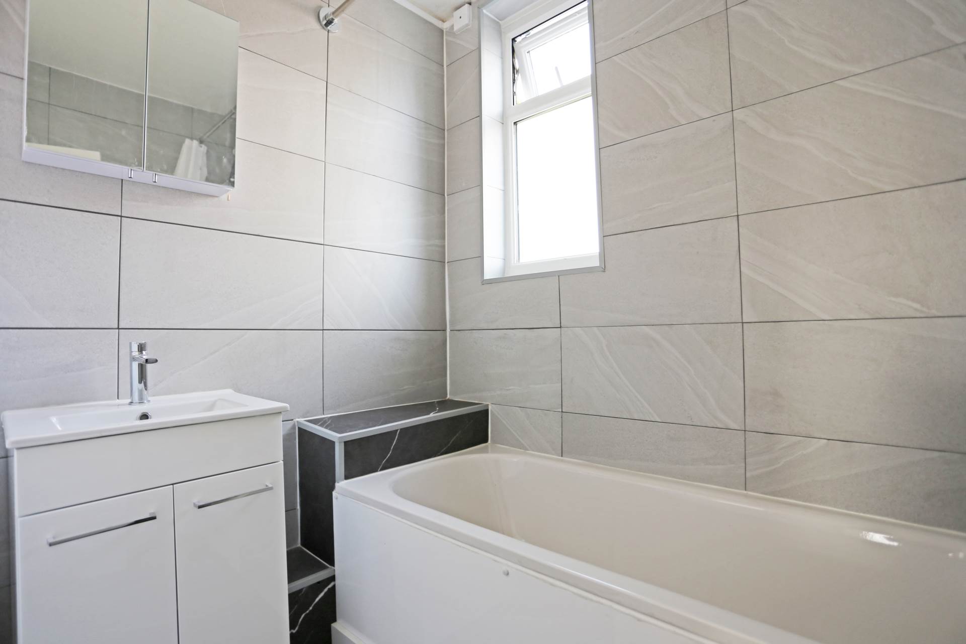 Roebourne Way, London, Newham, E16, Image 9