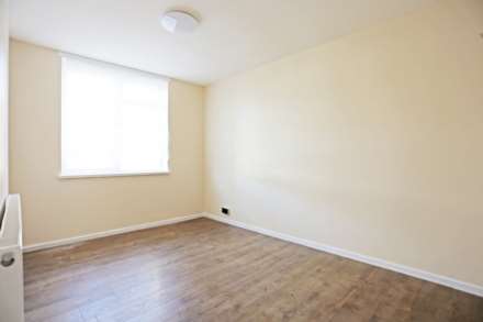 Roebourne Way, London, Newham, E16, Image 7